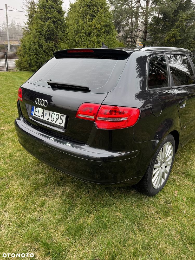 Audi A3 Sportback 2.0 TDI S line Sportpaket plus - 3