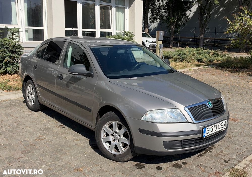 Skoda Octavia - 2
