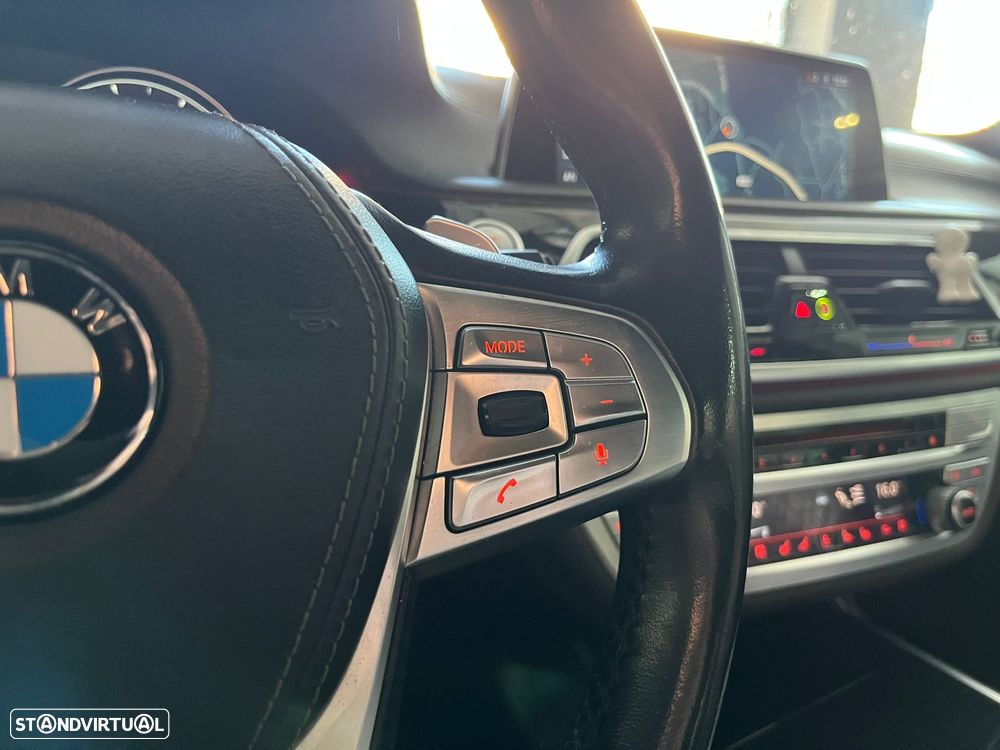 BMW 730 d Pack M - 28