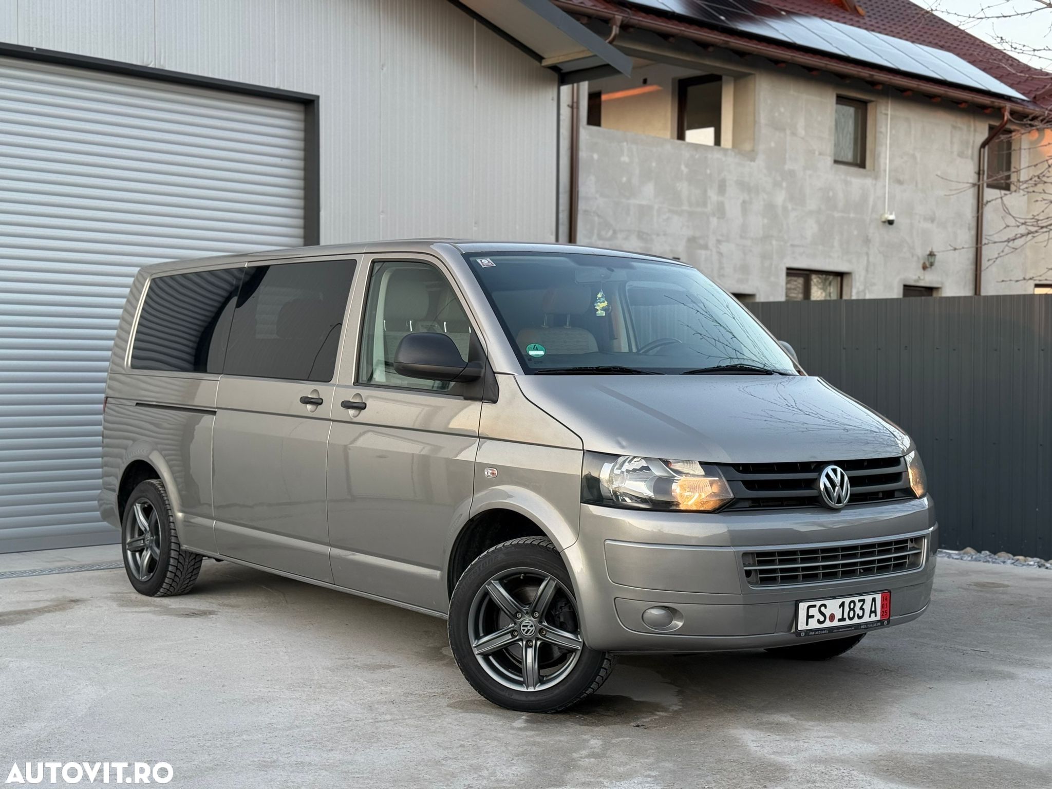 Volkswagen Transporter Caravelle 4MOTION Trendline Lung - 1