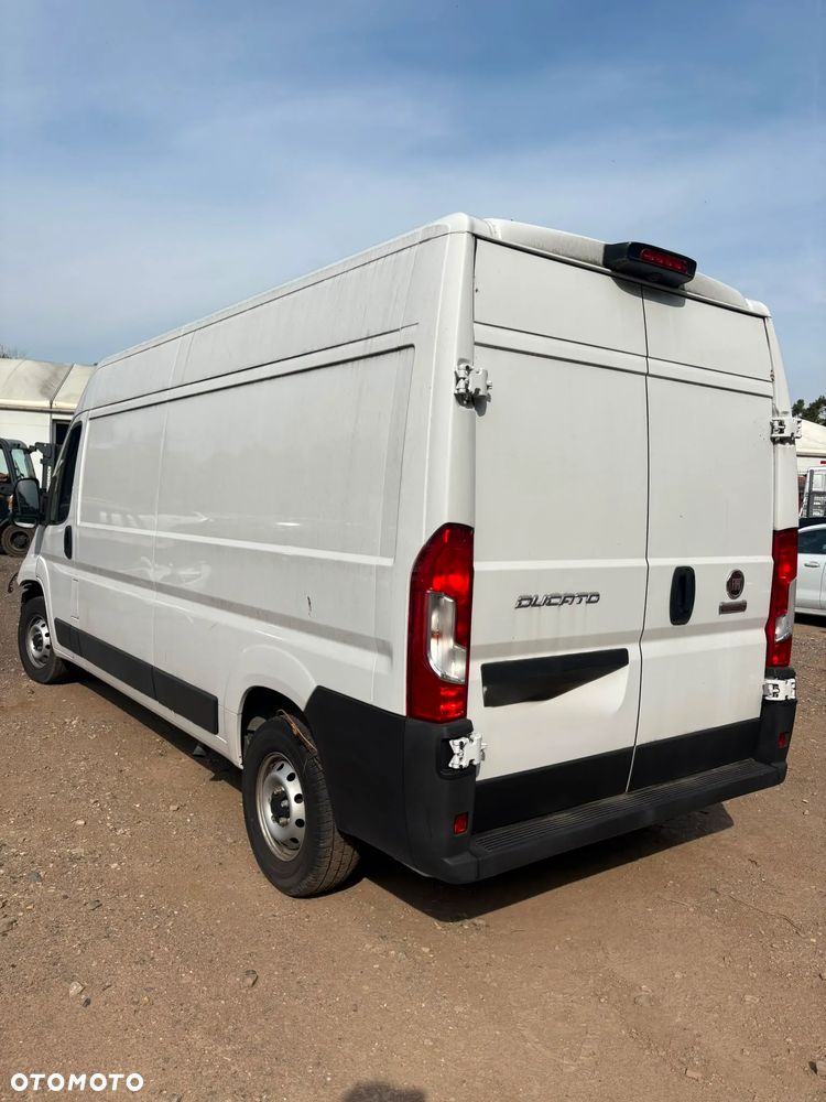 Fiat Ducato 2022r 2.2D. Niski przebieg! Na częśći - 3