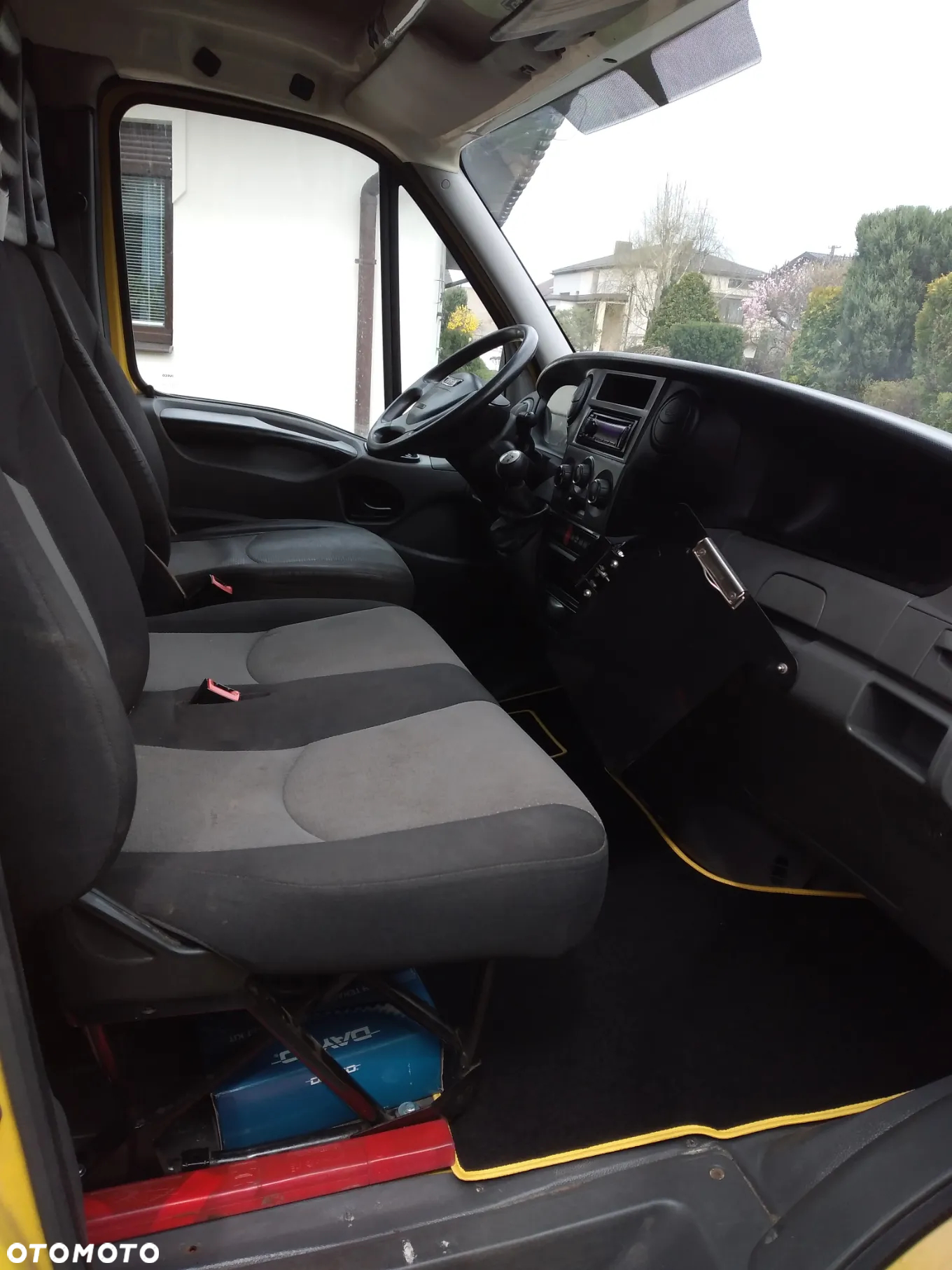 Iveco Daily 1999-2014r kabina kompletna wewnątrz oraz zewnątrz europejska żółta pomoc drogowa 9300zł oraz rama DMC 3,5t 159000km zarejestr w PL 4200zł - 3