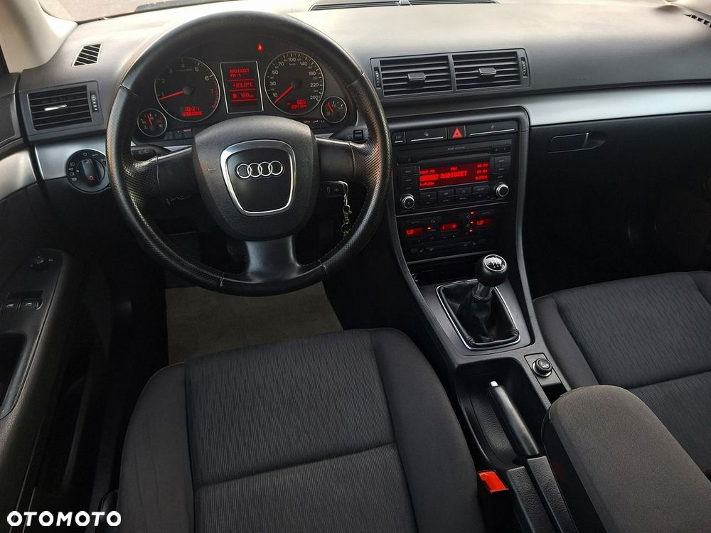 Audi A4 Avant - 6