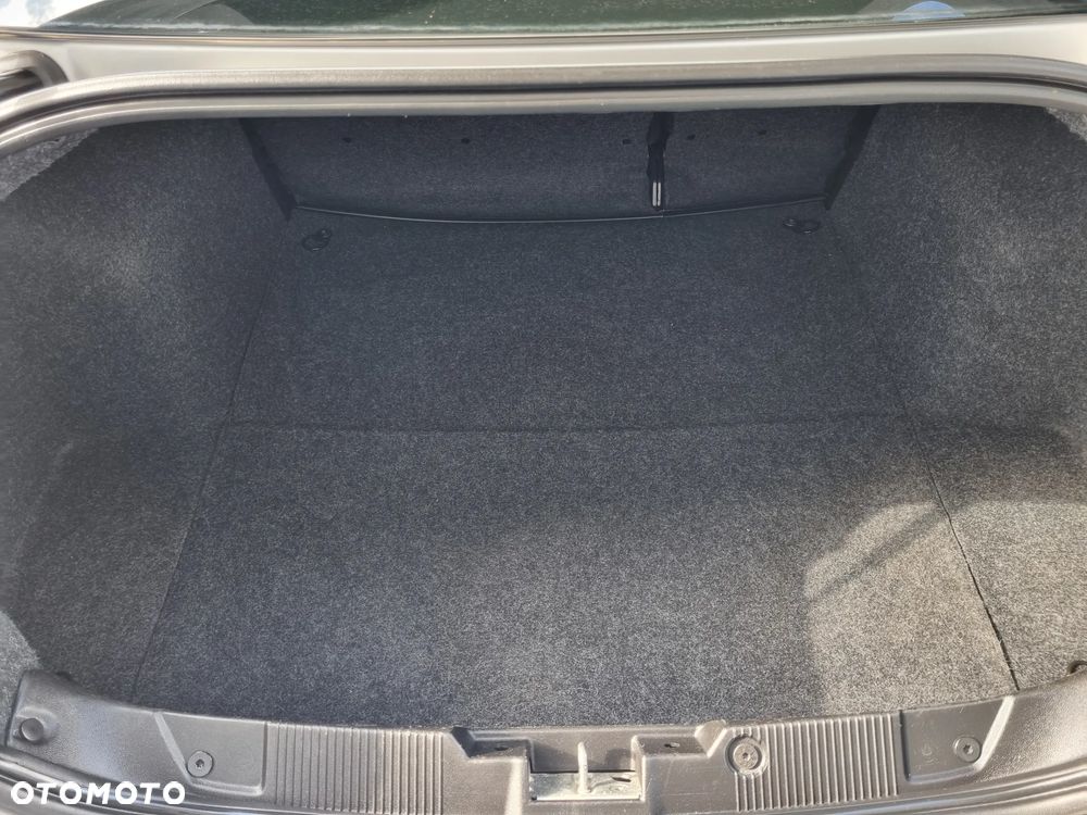 Fiat Linea 1.4 T-Jet 16V Active - 28