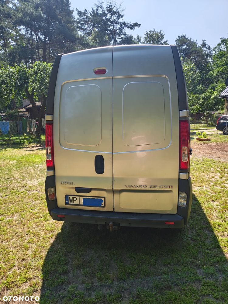 Opel Vivaro - 4