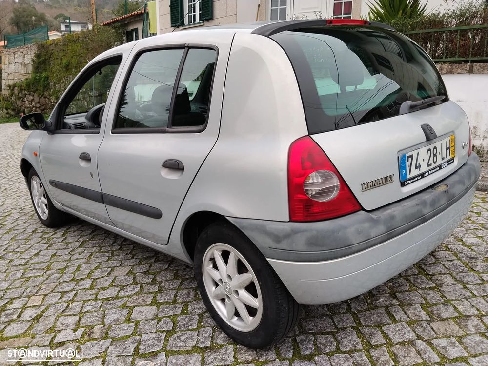 Renault Clio 1.2 - 3