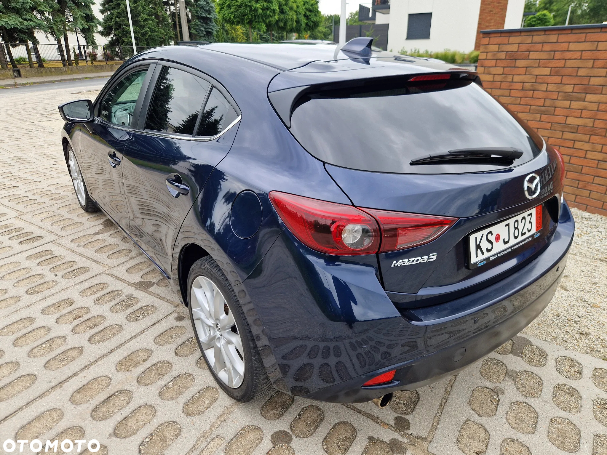 Mazda 3 e-SKYACTIV-G 150 M HYBRID EXCLUSIVE-LINE - 12