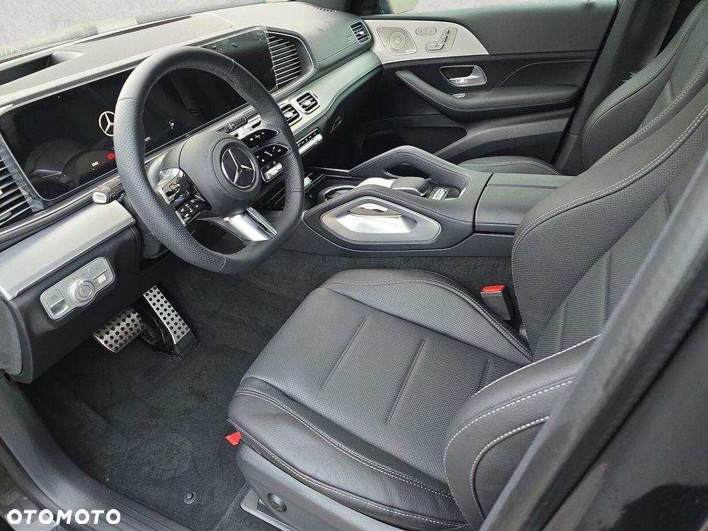 Mercedes-Benz GLE - 12
