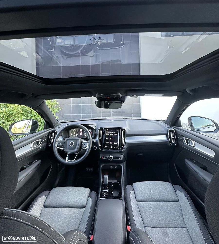 Volvo XC 40 1.5 T2 Plus Dark Auto - 10