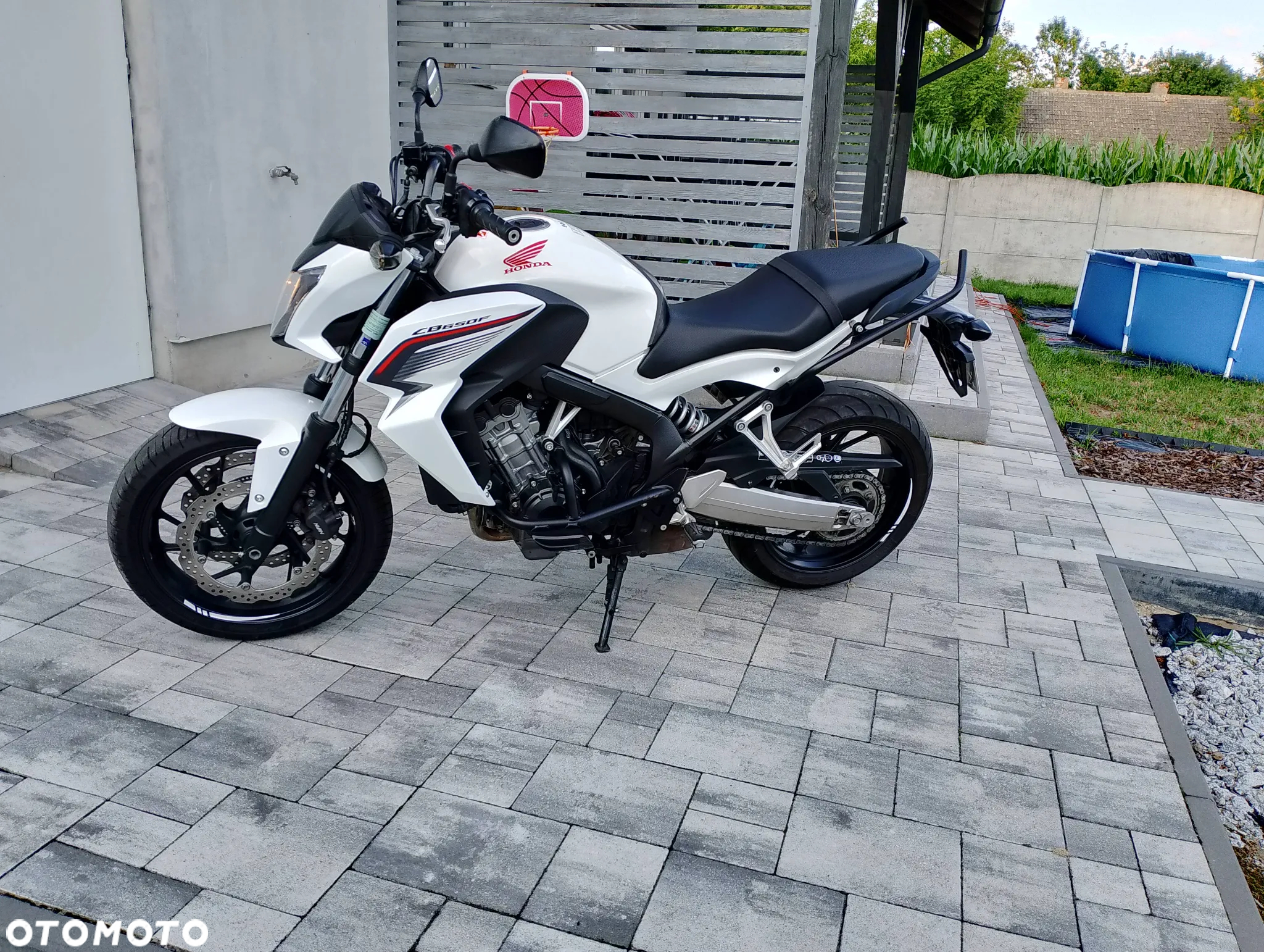 Honda CB - 4