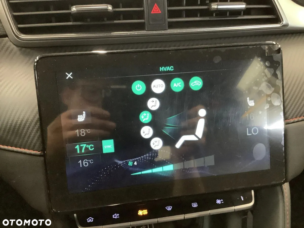 MG ZS ICE 1.5 VTI-tech Luxury - 29