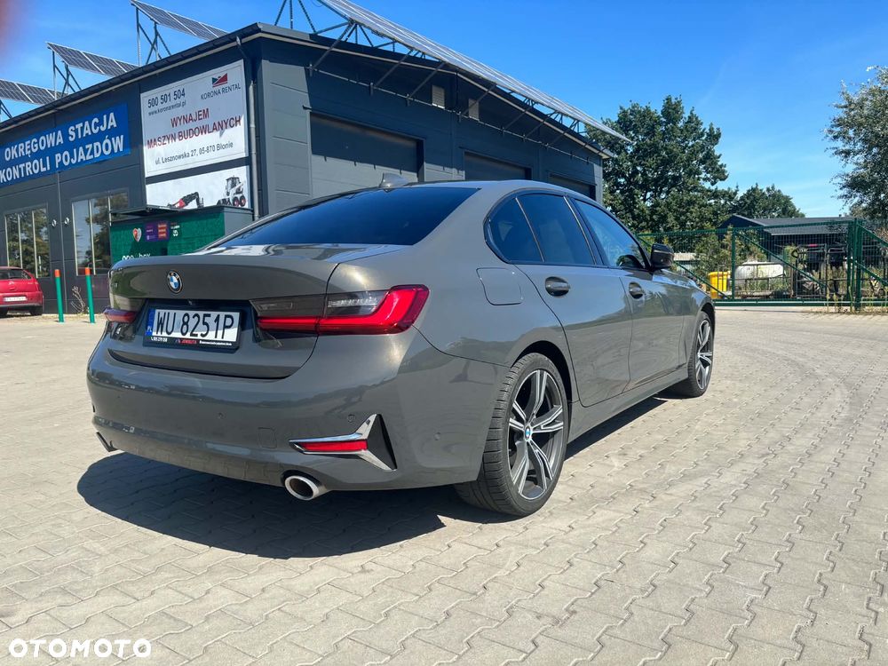 BMW Seria 3 320d xDrive Luxury Line Purity - 6