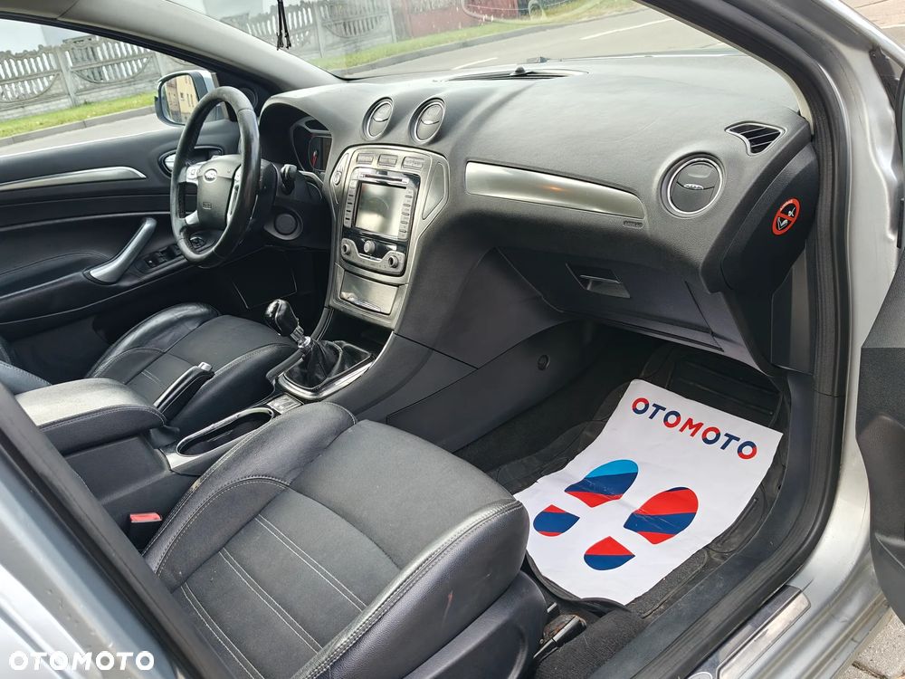 Ford Mondeo 2.0 TDCi DPF Trend - 18