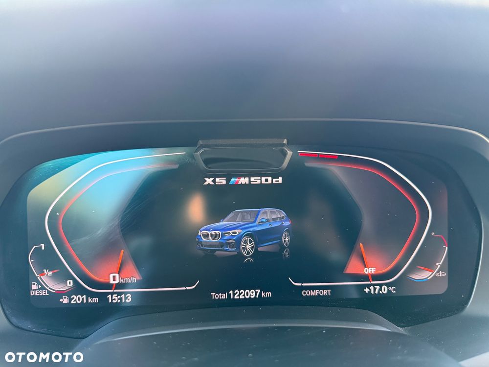 BMW X5 M M50d - 8