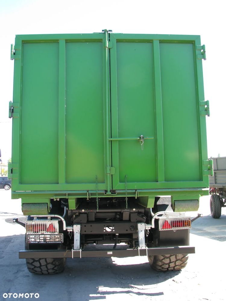 Pronar Przyczepa hakowa PRONAR T-285/1 - 17,7t do obsługi kontenerów rolniczych, budowlanych i komunalnych oraz platform  transportowych,  Kontener KO-04 -13,5t, Kontener KP-10 -7ton - 4