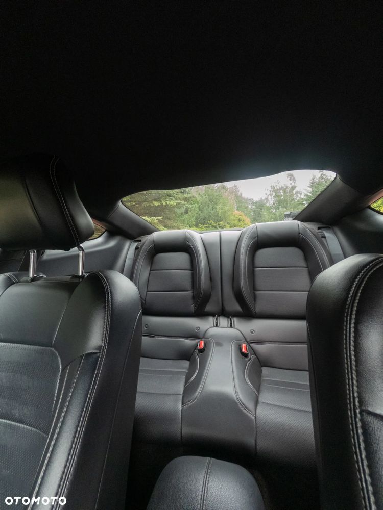 Ford Mustang 5.0 V8 GT - 17