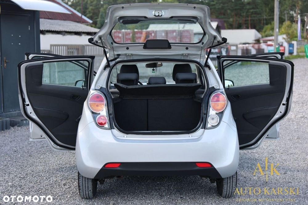Chevrolet Spark - 21