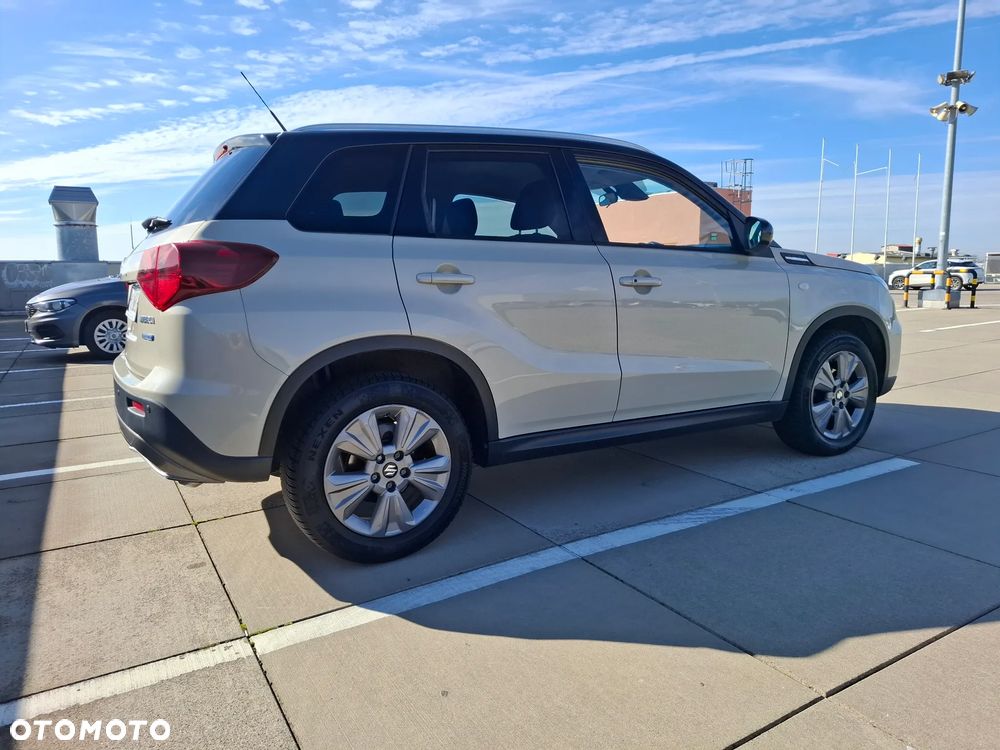 Suzuki Vitara 1.4 Boosterjet SHVS Premium 2WD - 11