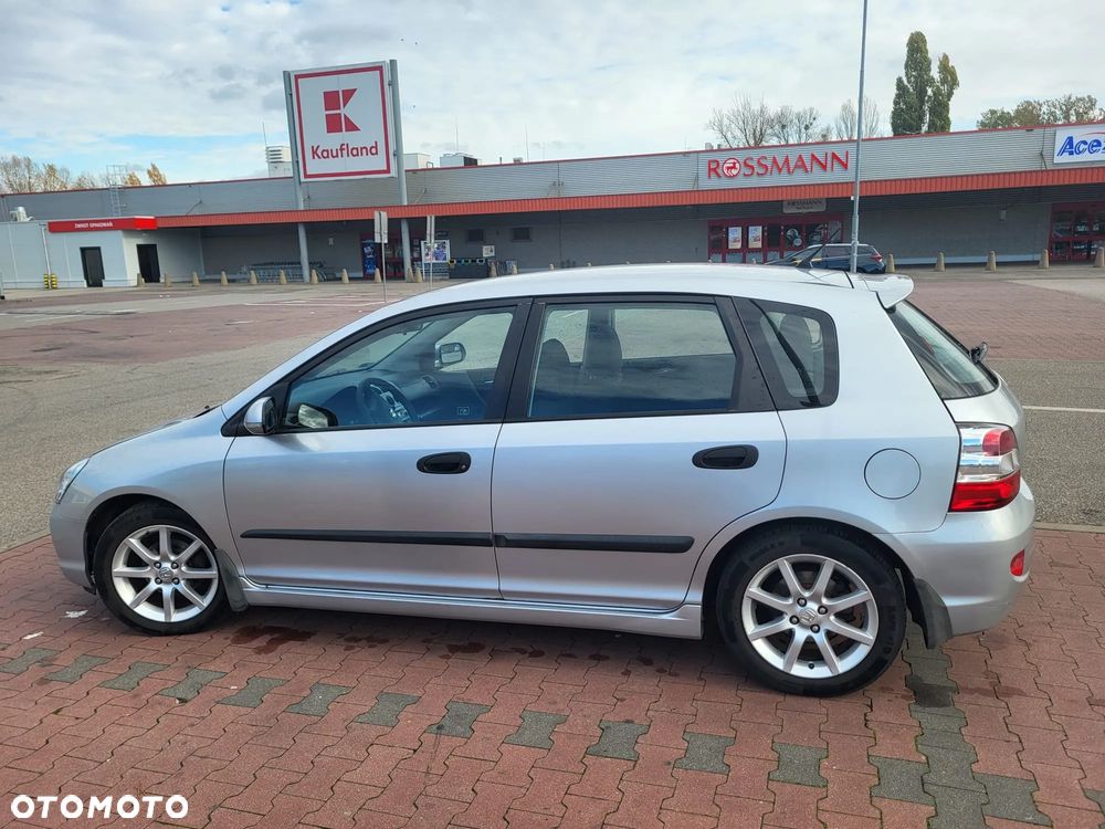 Honda Civic 1.6i ES - 8