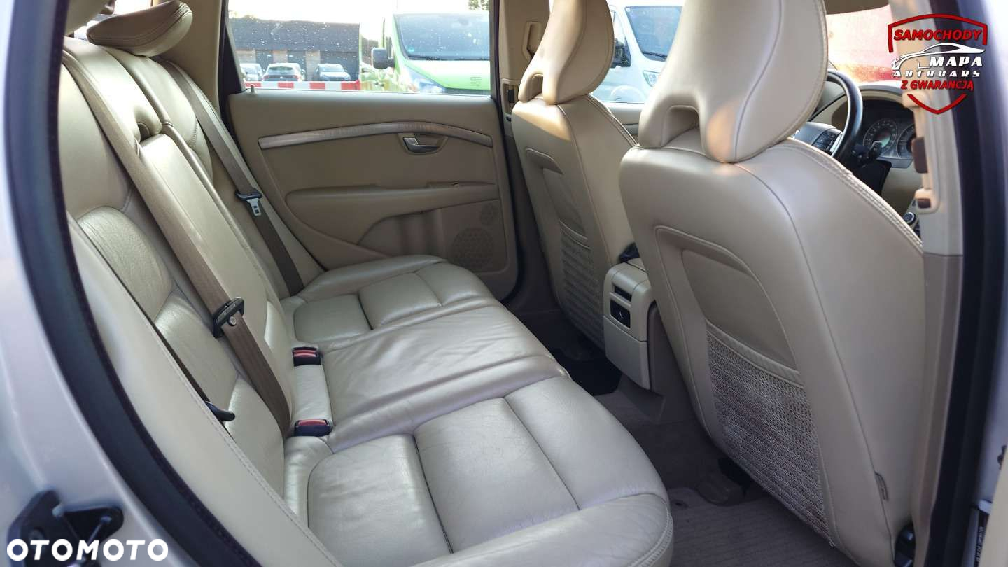 Volvo XC 70 - 21