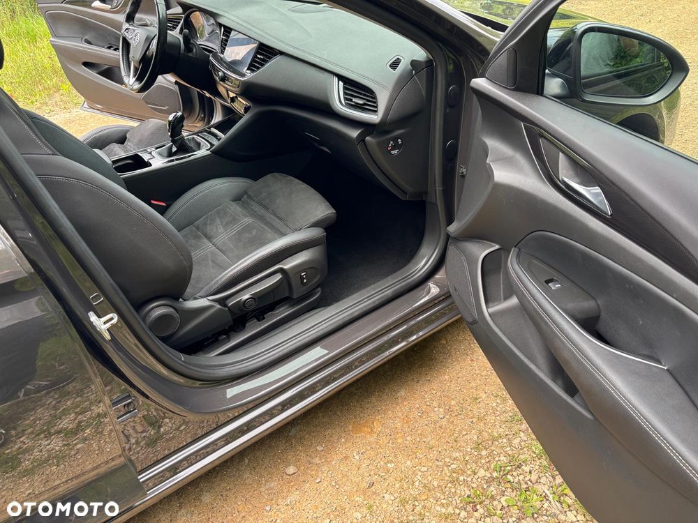 Opel Insignia 1.5 Business - 11