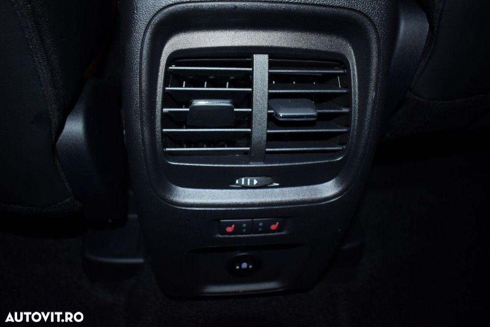 Ford Kuga - 20