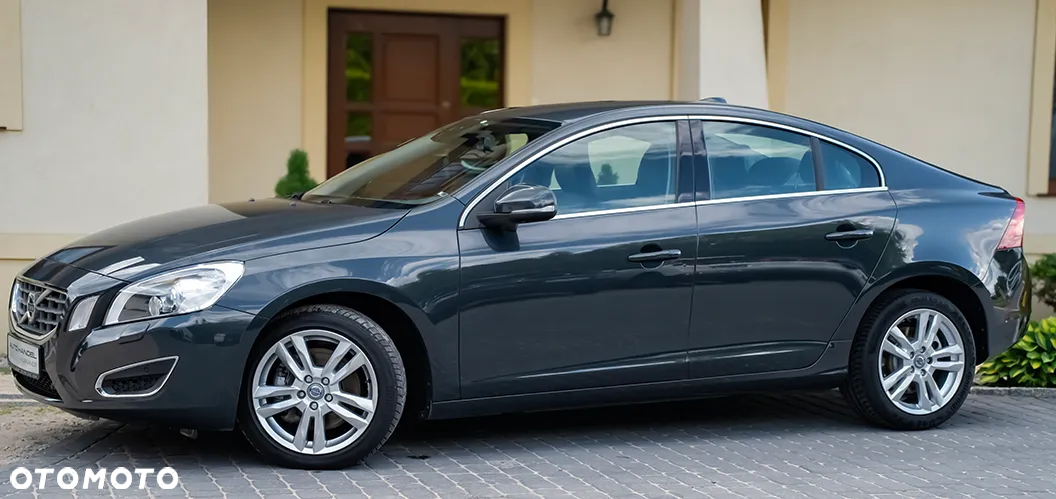 Volvo S60 2.0T Powershift Summum - 5