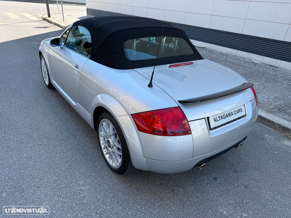 Audi TT Coupé 1.8 T quattro - 10