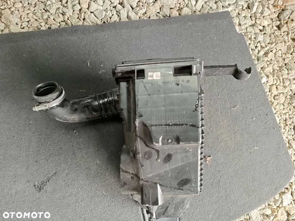 FILTR POWIETRZA OBUDOWA RENAULT CLIO CAPTUR 0.9 TCE - 2