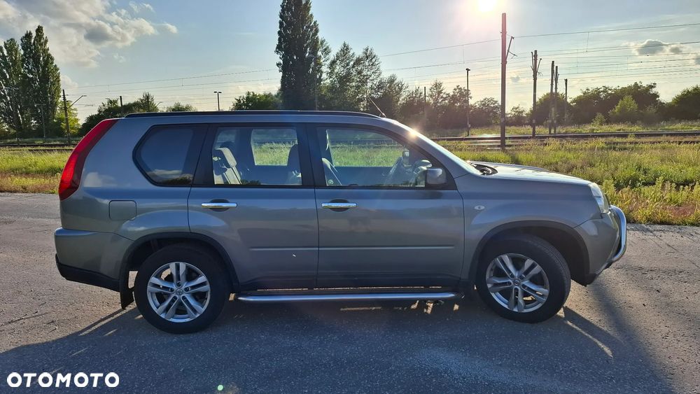 Nissan X-Trail 2.0 dCi 4x4 DPF SE - 3