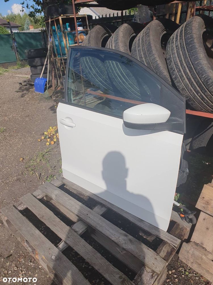 DRZWI PRAWY PRZÓD VW UP KOD LAKIERU LB9A - 2