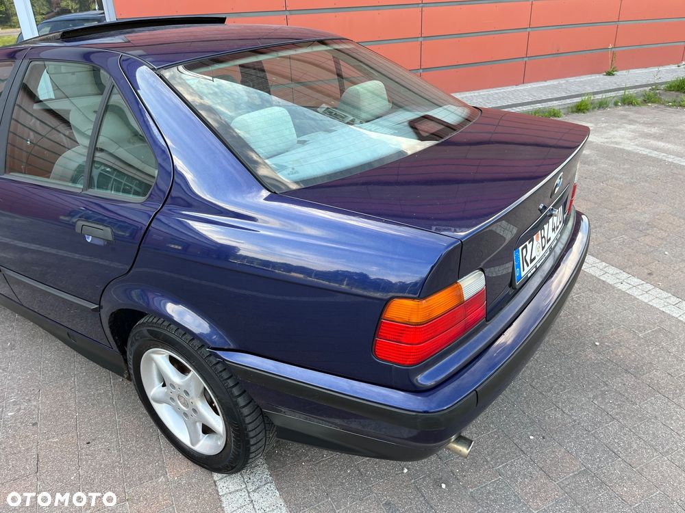 BMW Seria 3 - 16