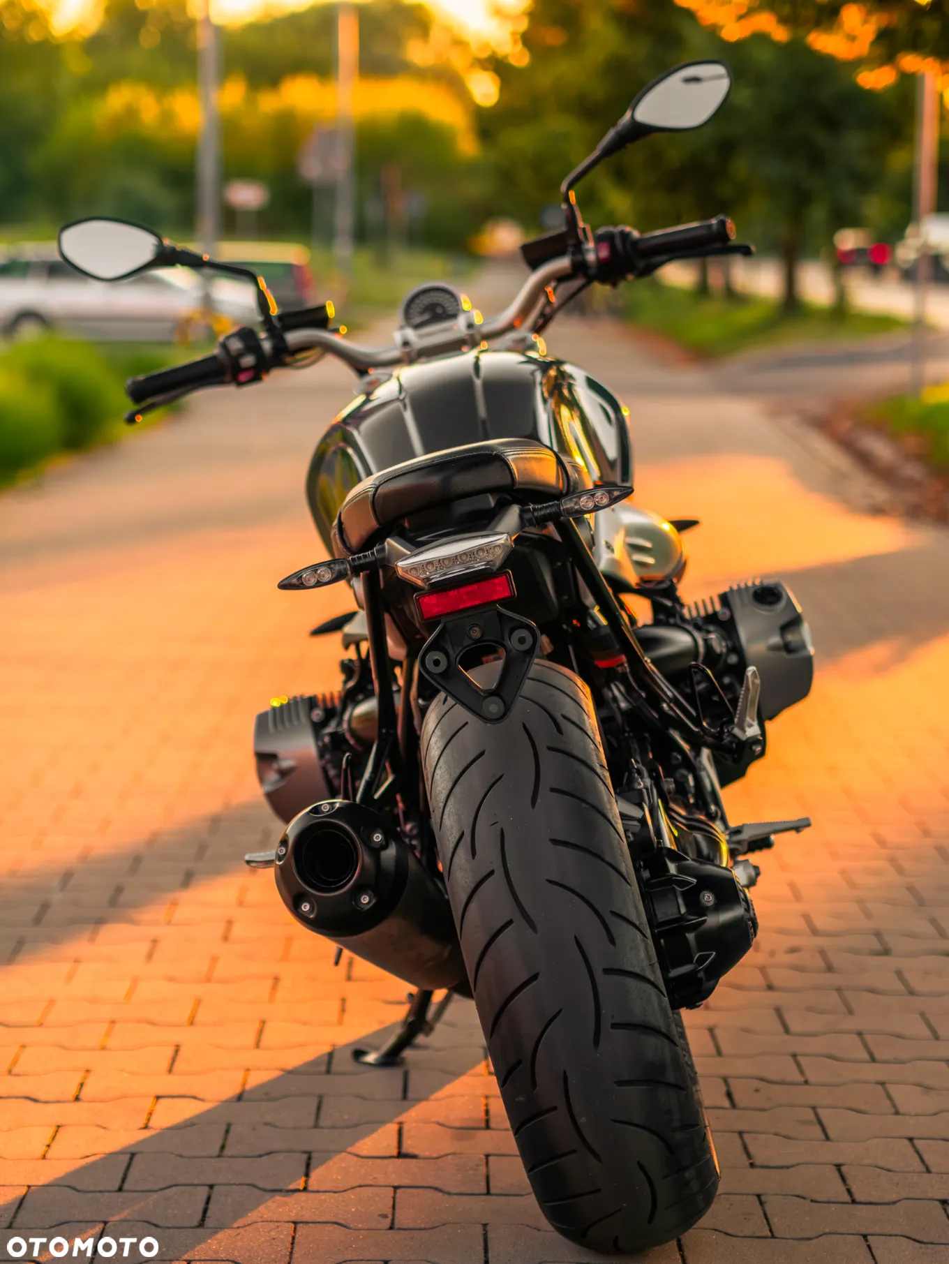 BMW R - 12