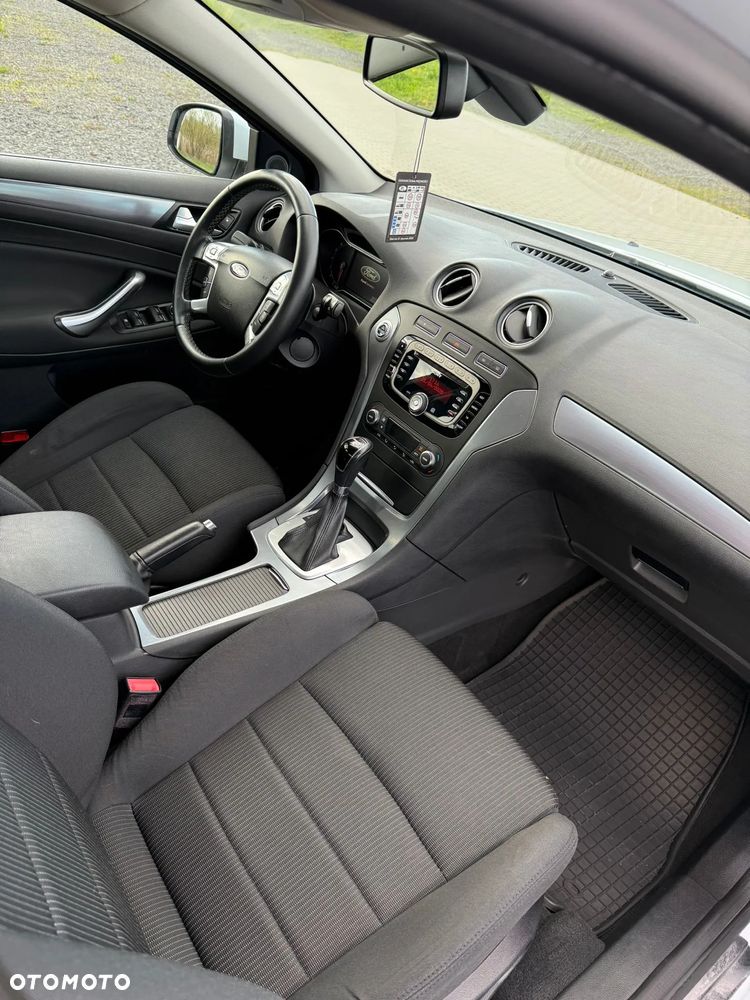 Ford Mondeo 2.0 T Titanium MPS6 - 32