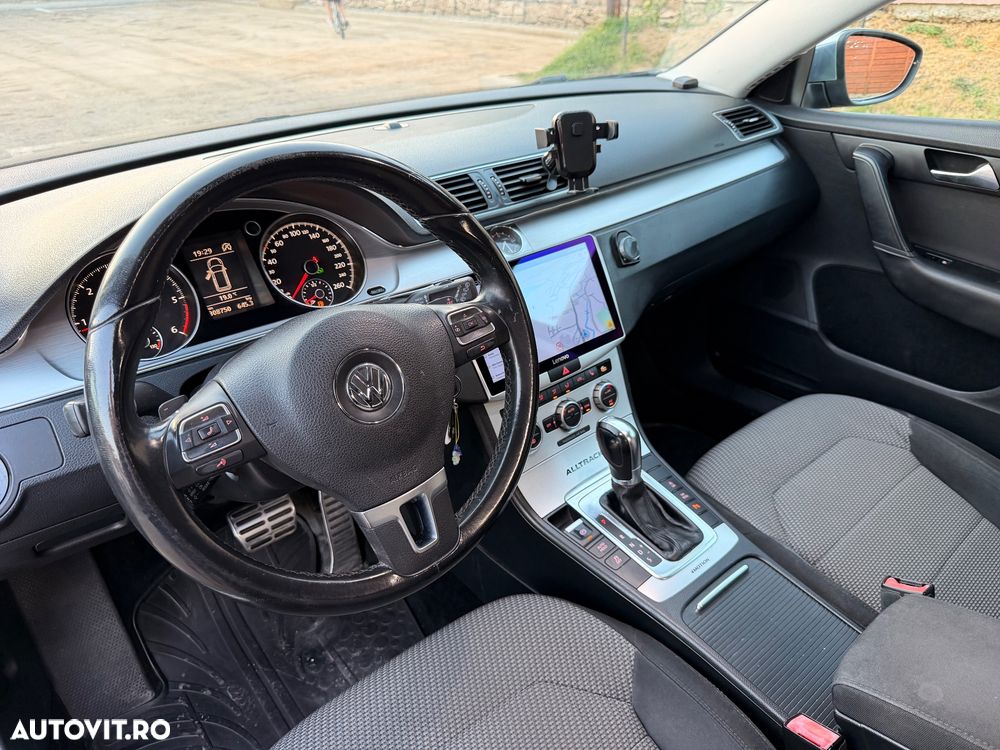 Volkswagen Passat - 6