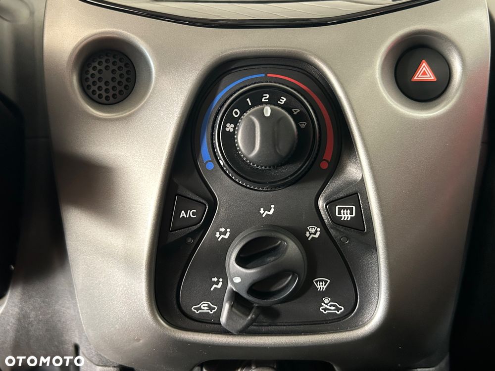 Toyota Aygo 1.0 VVT-i Sprint EU6 - 27