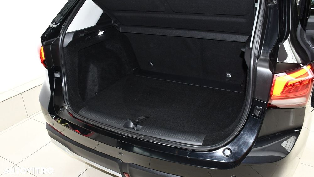 MG ZS HEV Hybrid+ Luxury - 28