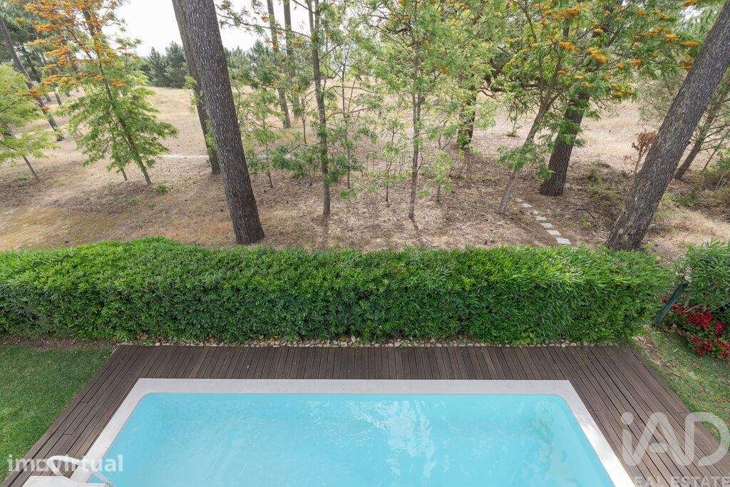 Casa / Villa T4 em Quinta do Anjo de 220,00 m2 - Grande imagem: 2/22