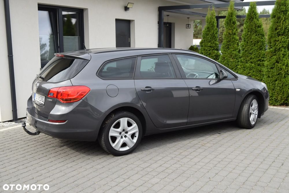 Opel Astra 1.4 Turbo - 5