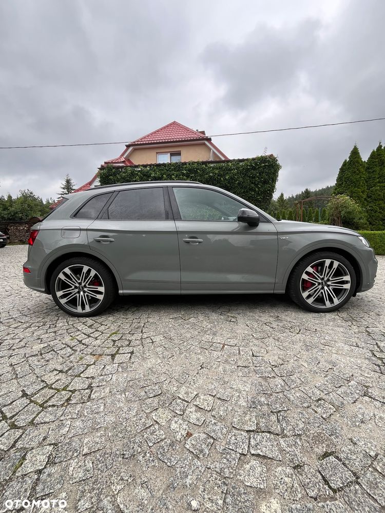 Audi SQ5 - 5