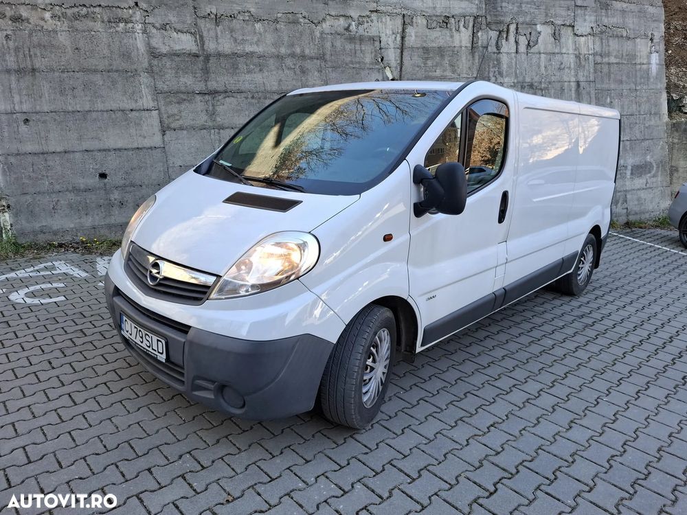 Opel Vivaro - 2