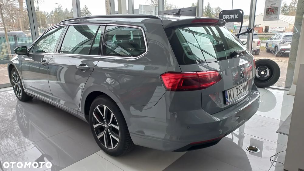 Volkswagen Passat Variant 1.5 TSI EVO Business DSG - 8