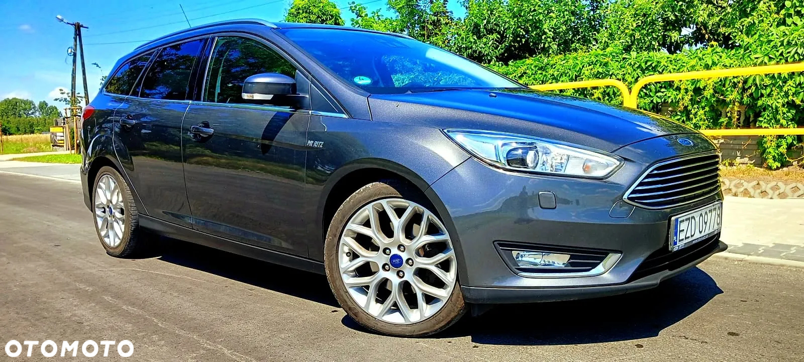 Ford Focus Turnier 1.5 EcoBoost Start-Stopp-System Titanium - 2