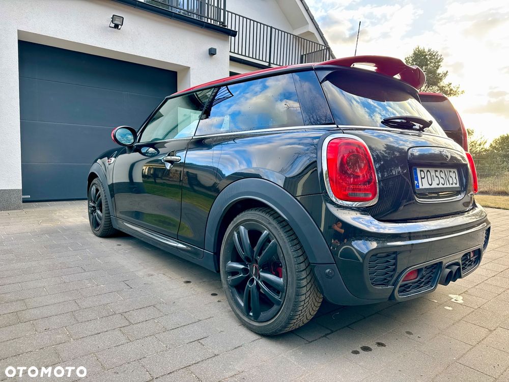 MINI John Cooper Works - 4