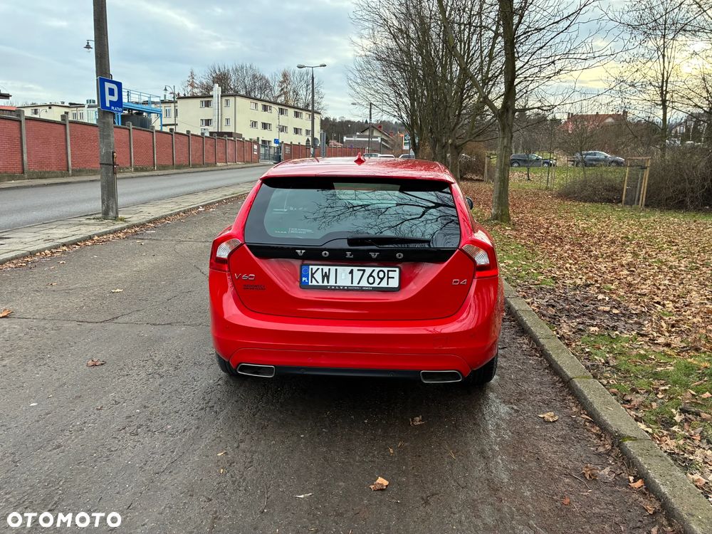 Volvo V60 D4 Drive-E Kinetic - 11