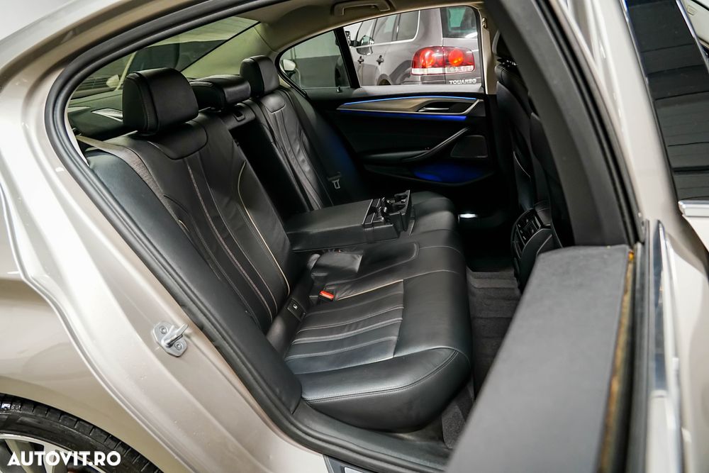 BMW Seria 5 520d xDrive AT - 7