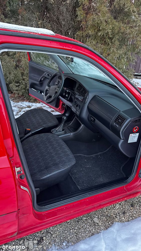 Volkswagen Golf - 10