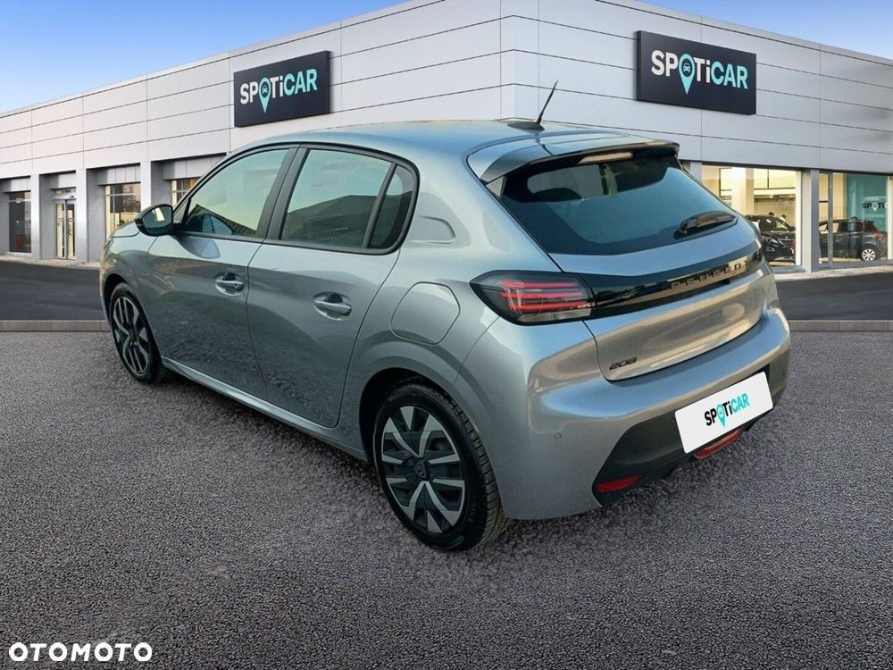 Peugeot 208 - 7