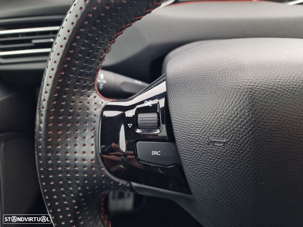 Peugeot 308 1.2 PureTech GT Line - 20