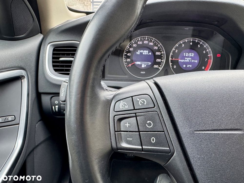 Volvo S60 2.0T Momentum - 14